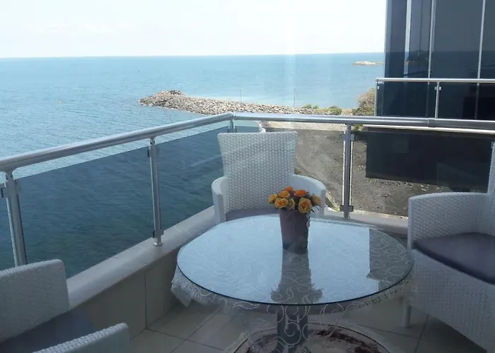 Apartamento Sea Palace Trebizonda